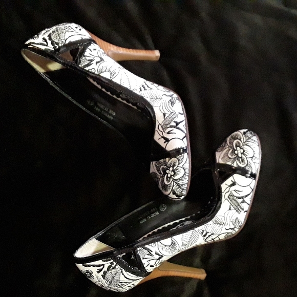 Naughty Monkey Candyland Pump - Picture 1 of 13